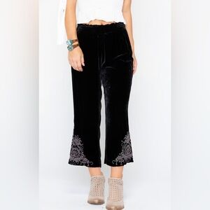 Johnny Was Hirsch Black Velvet Rayon Silk Crop Embroidered Pants S